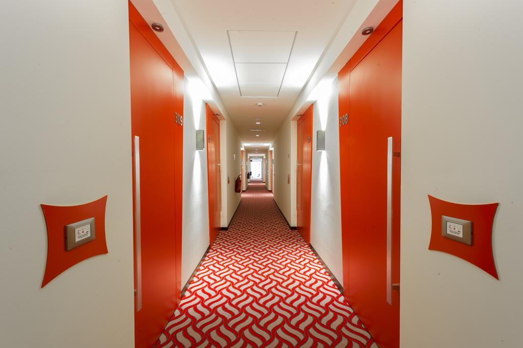Ibis Styles Milano Melegnano Hotel Carpiano Екстериор снимка